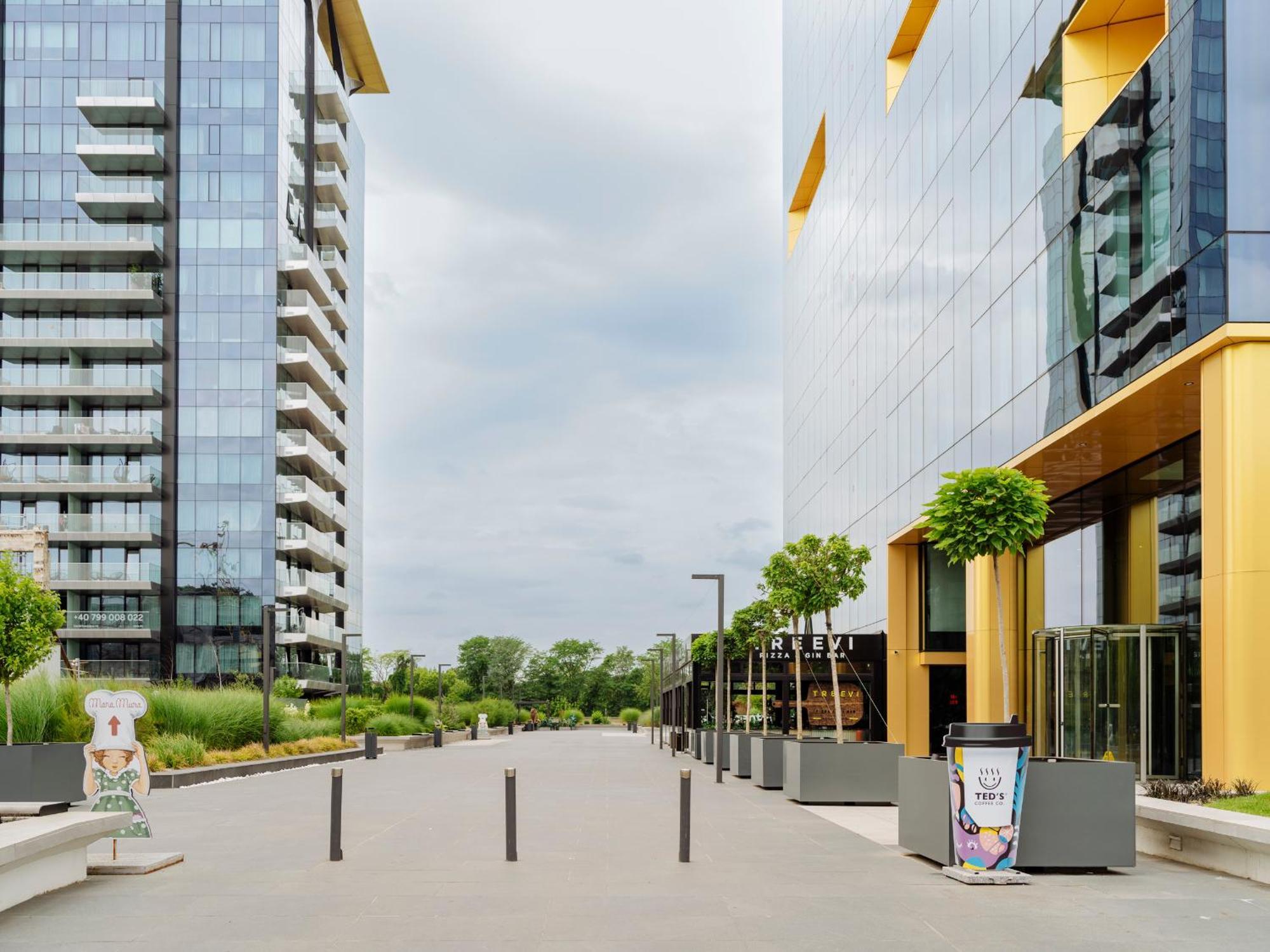 One Floreasca Luxurious - Panormaic & Park Views *