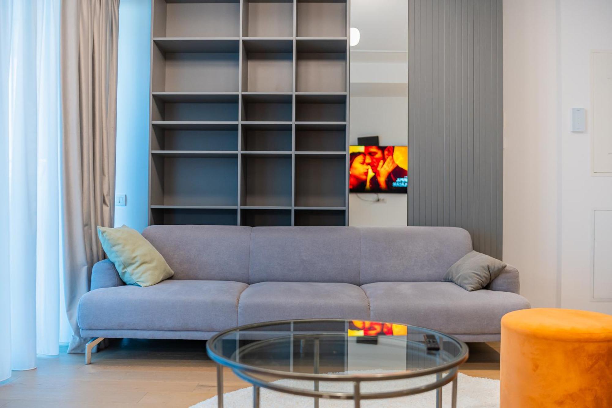 One Floreasca Luxurious - Panormaic & Park Views Apartment