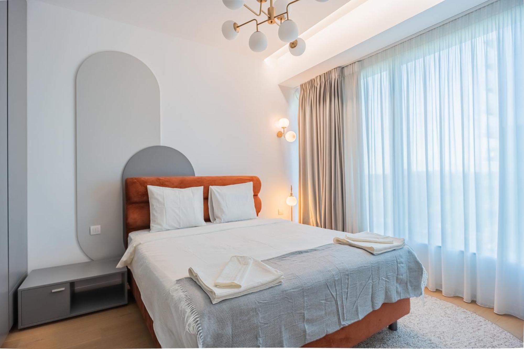 One Floreasca Luxurious - Panormaic & Park Views Apartment Bucharest